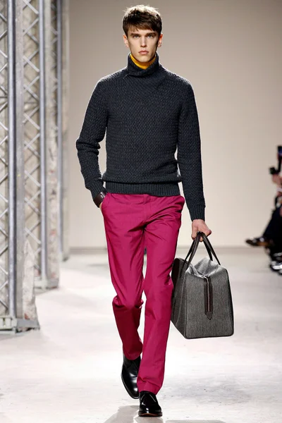 Look 22